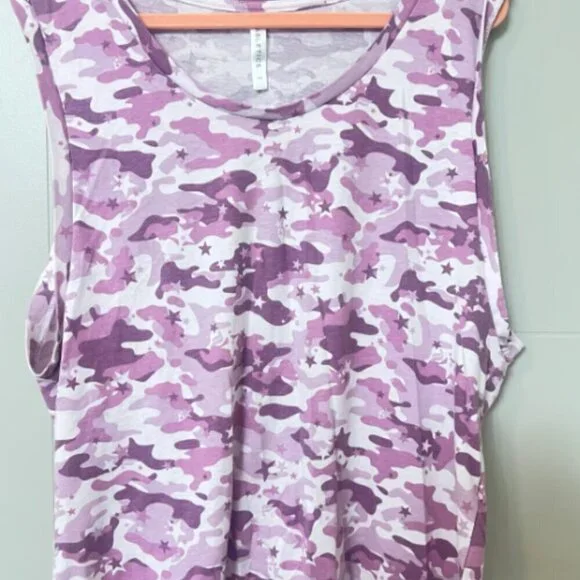 Fabletics Women's Activewear Tank Top Size Medium - Picture 2 of 8